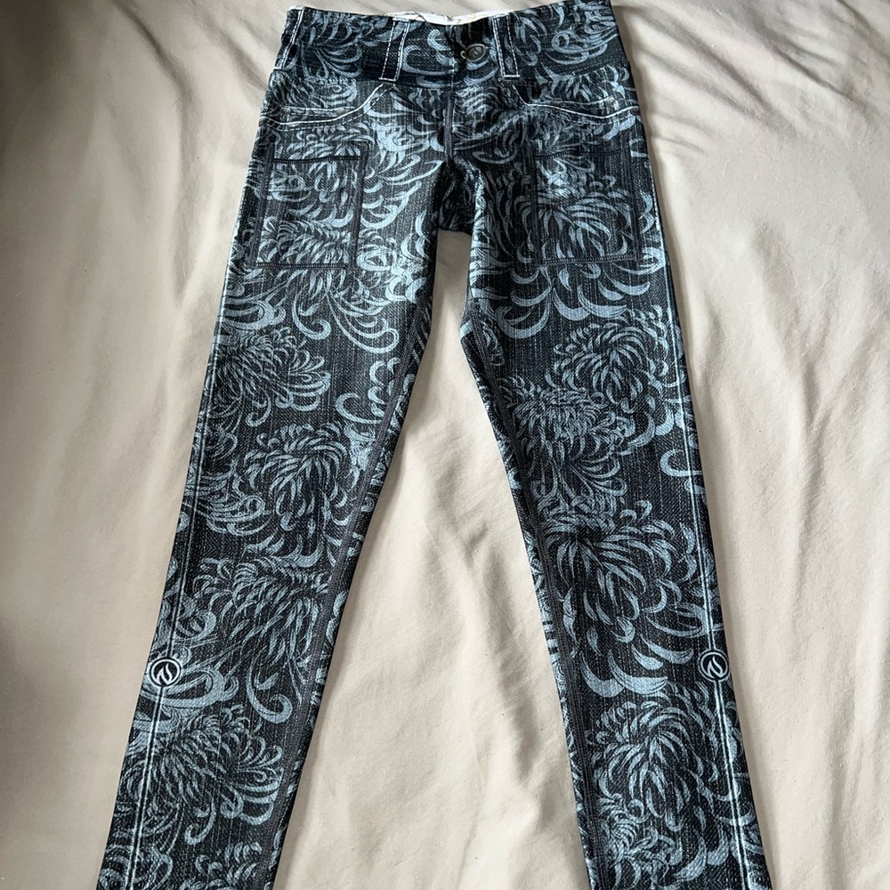 INKnBURN Tights